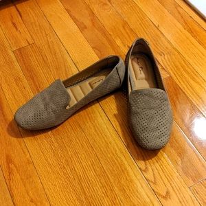 Taupe woman's Loafers